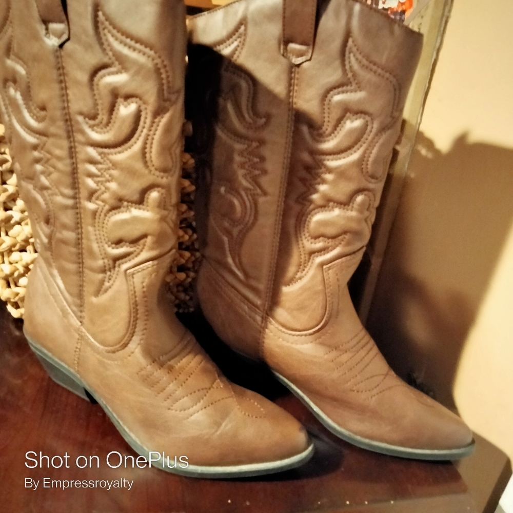 COPY - Boots